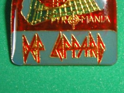 Def Leppard Tour Pin Badge Enamel Metal 80s Pyromania  